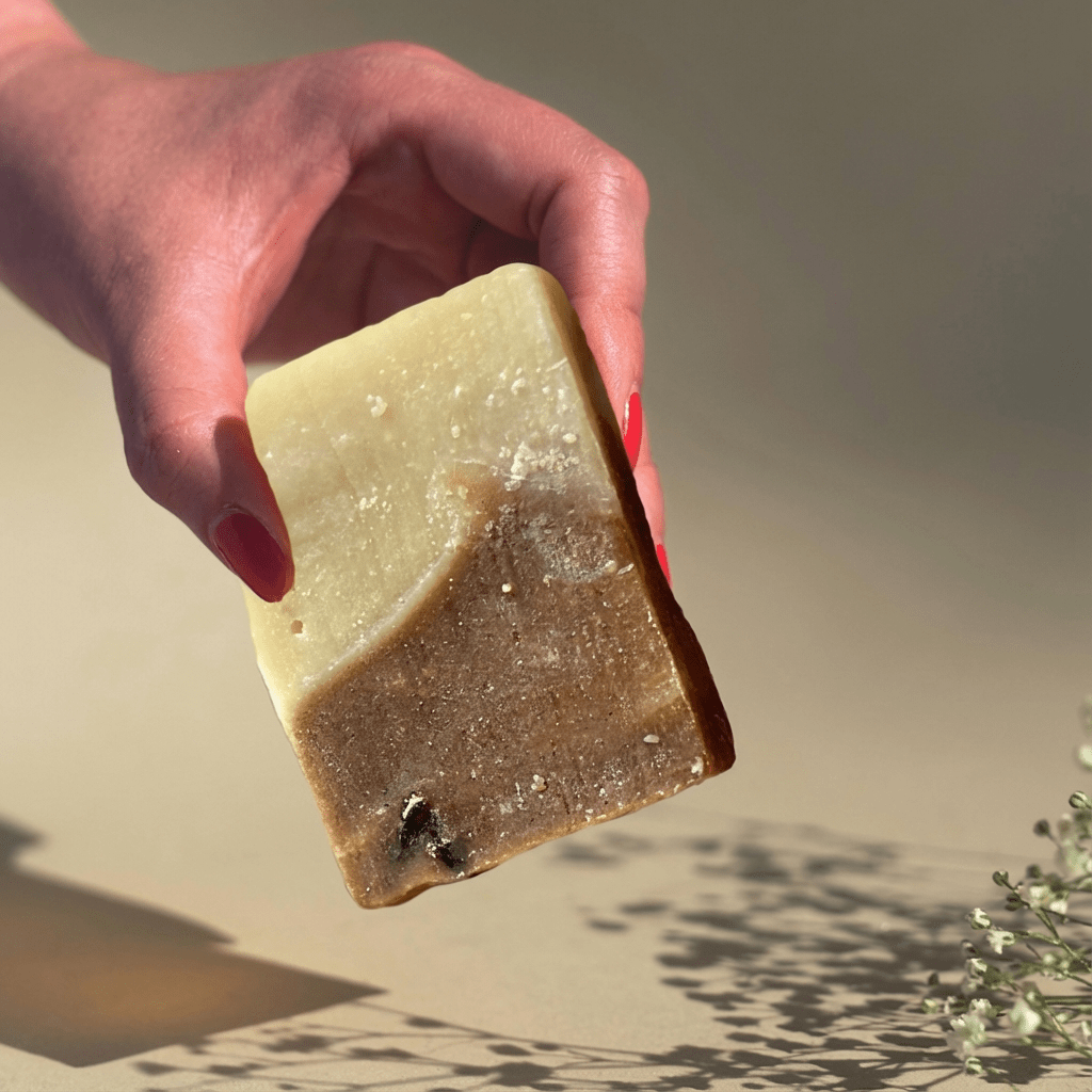 Le Savon aux Clous de Girofle | Savon Solide Naturel Pour Visage | Peaux Acnéiques à Imperfections, Sèches - Pureté Solide - 
