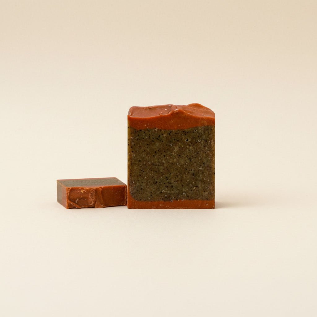 Le Savon Gommage aux Marcs de Café | Savon Solide Exfoliant Pour Visage | Pour les Peaux Acnéiques à Imperfections, Grasses - Pureté Solide - 