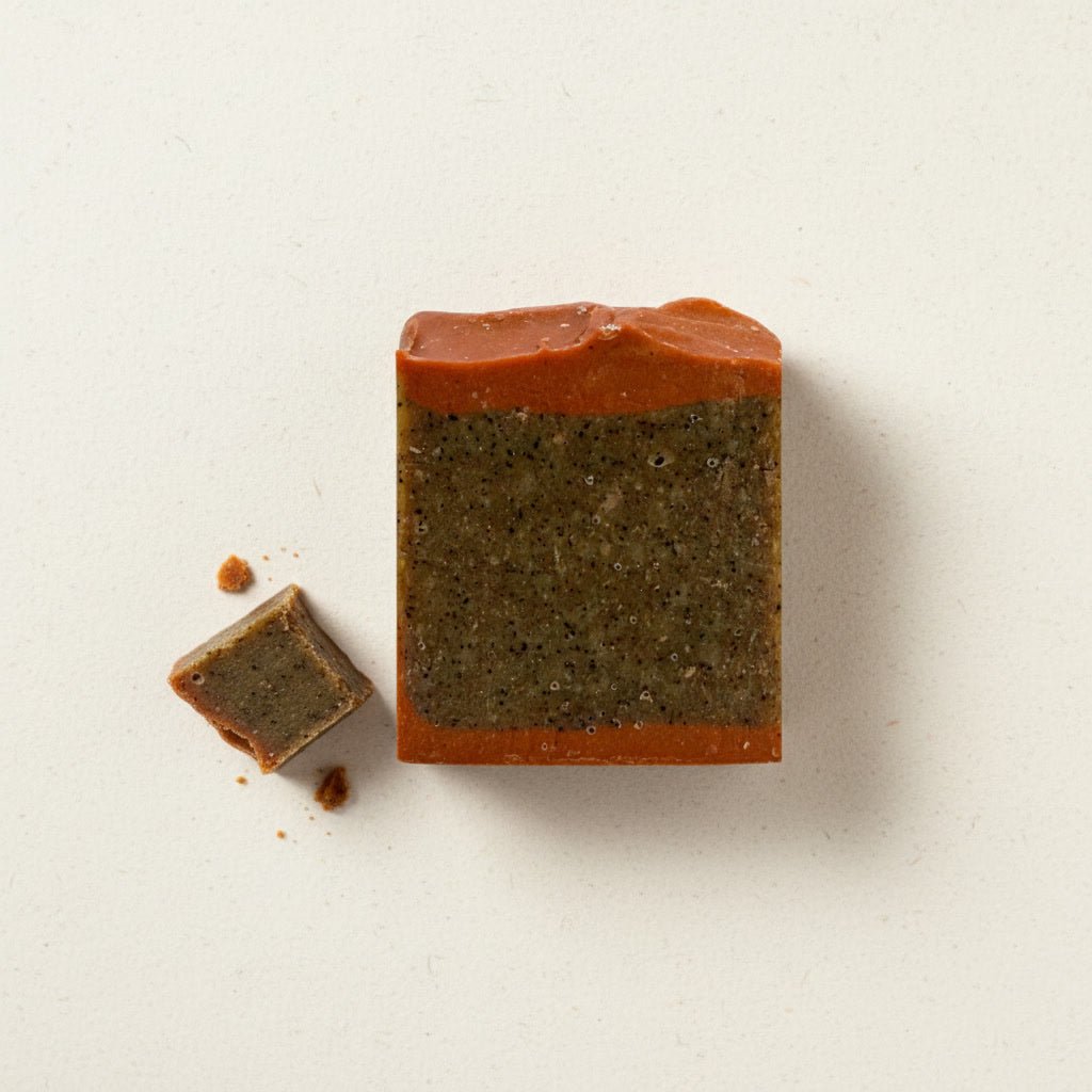 Le Savon Gommage aux Marcs de Café | Savon Solide Exfoliant Pour Visage | Pour les Peaux Acnéiques à Imperfections, Grasses - Pureté Solide - 