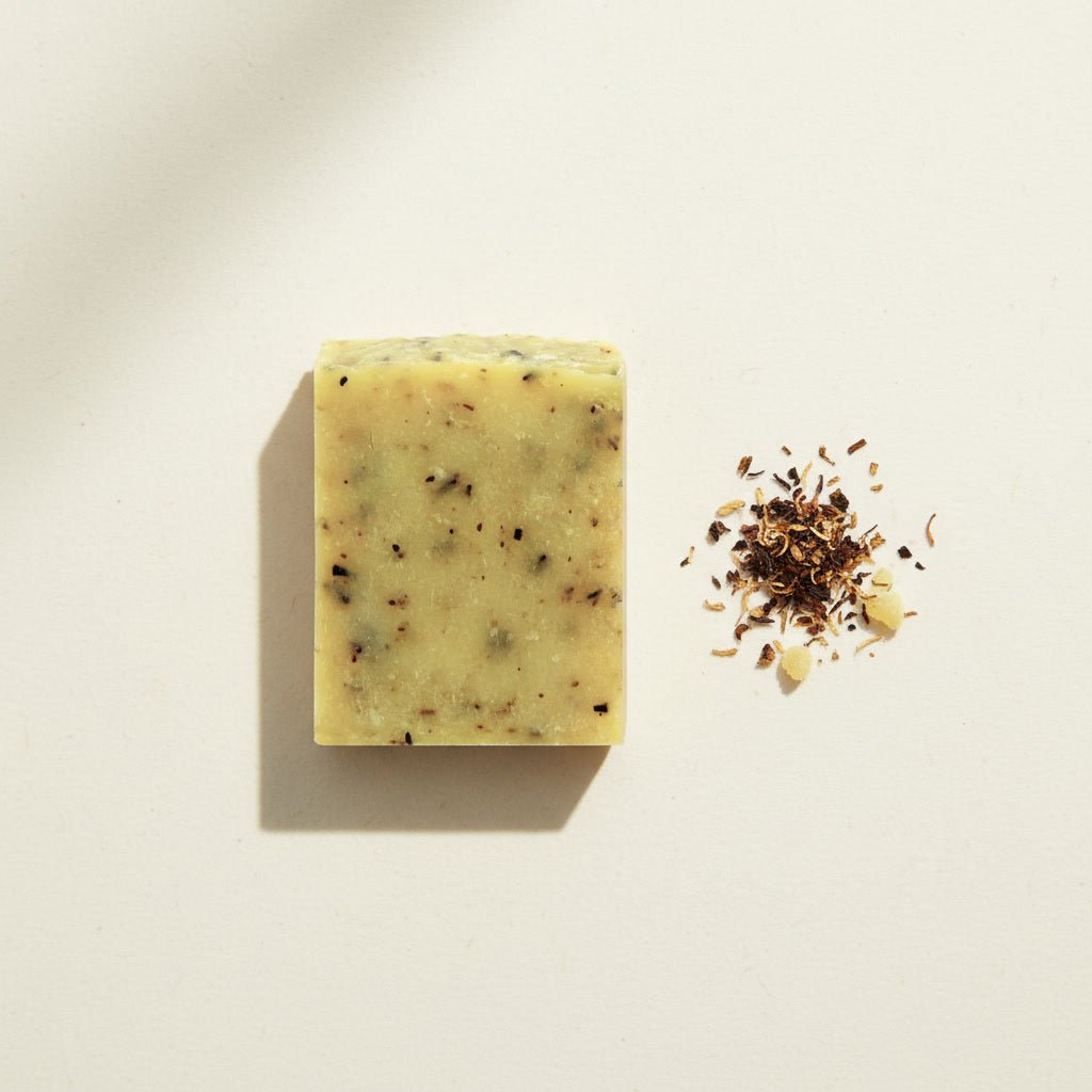 Le Savon Protecteur | Savon Solide Naturel Doux Pour Visage | Peaux Sensibles, Sèches à Mixtes - Pureté Solide - 